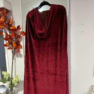 Velvet Cloak Cape Wizard Hooded Party Halloween Robe - red